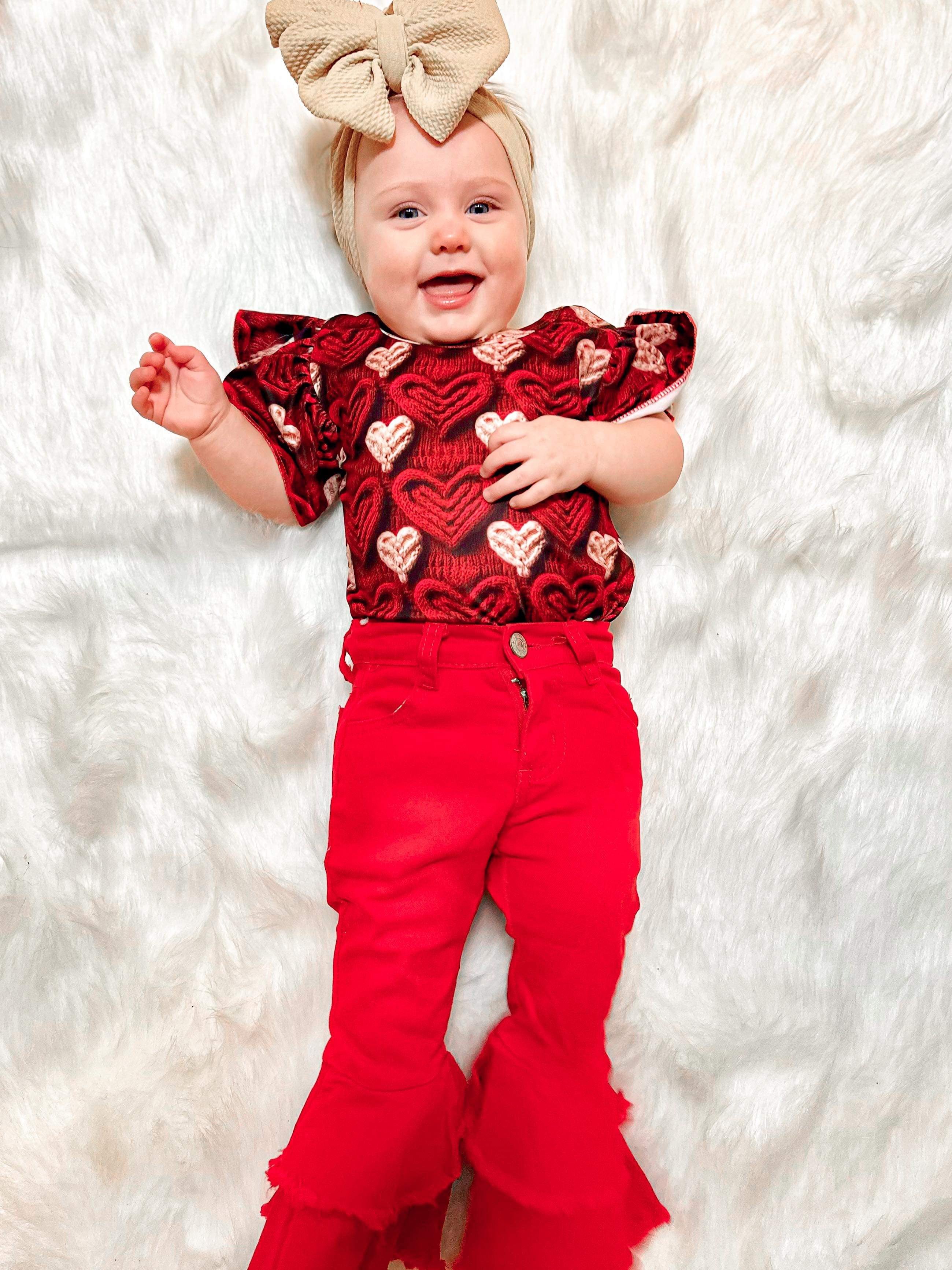 Embroidered hearts leo