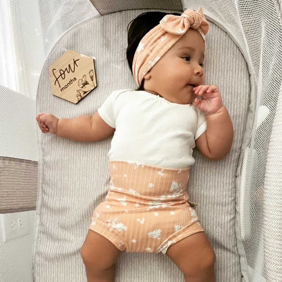 Minimal Floral Blush Ribbed Bummies
