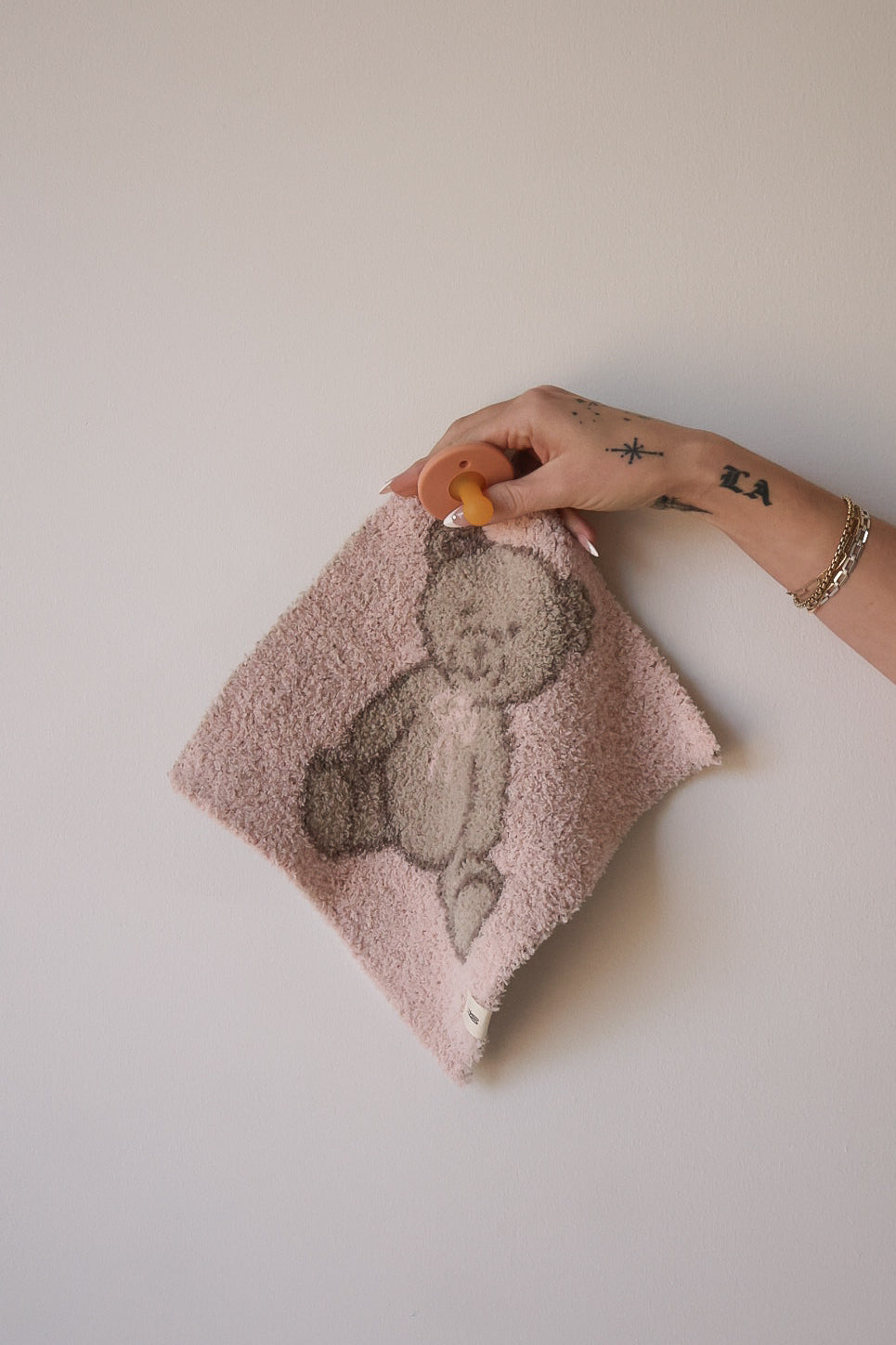 Lovey | Pink Lottie