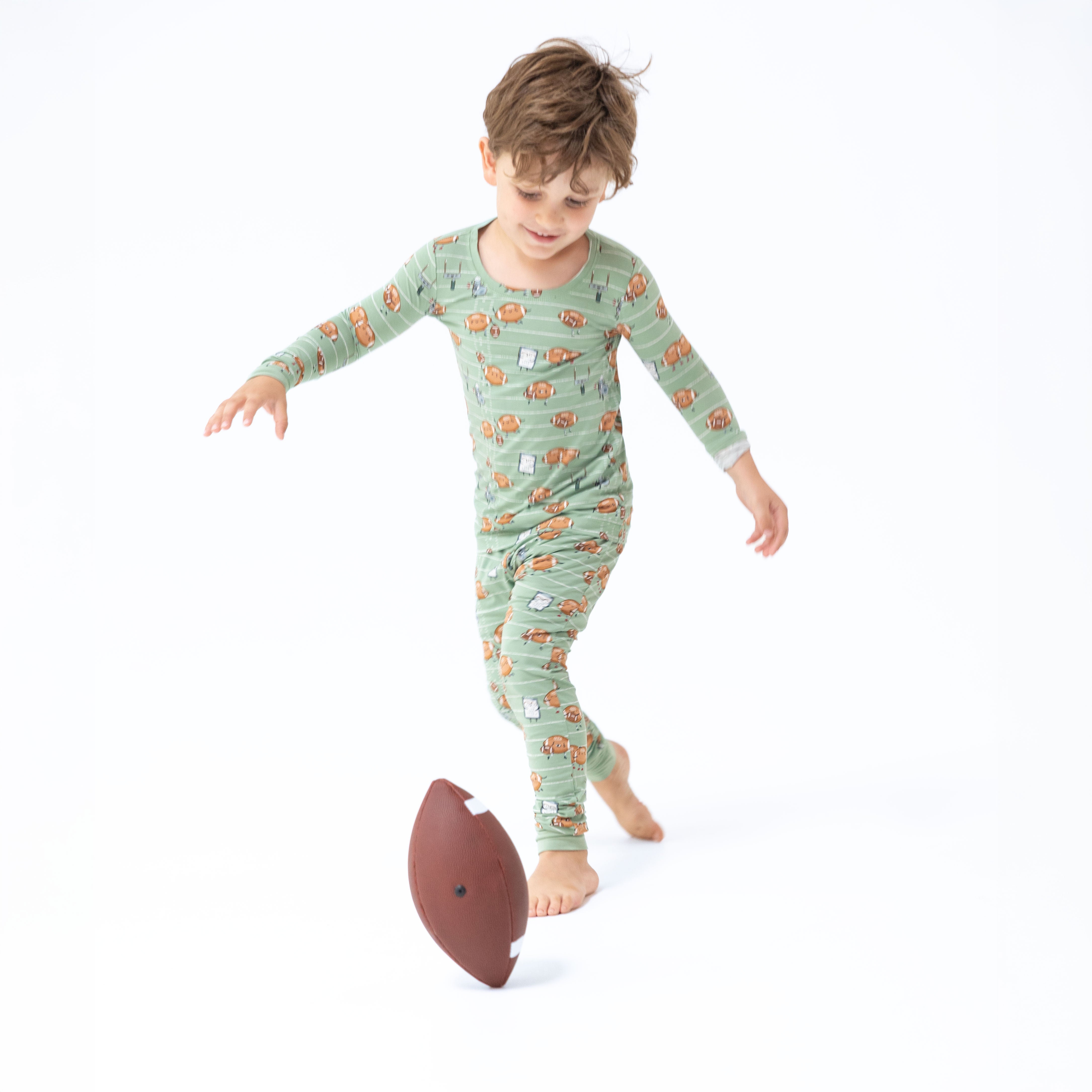 Footballs Playing Football - Long Sleeve Loungewear Set