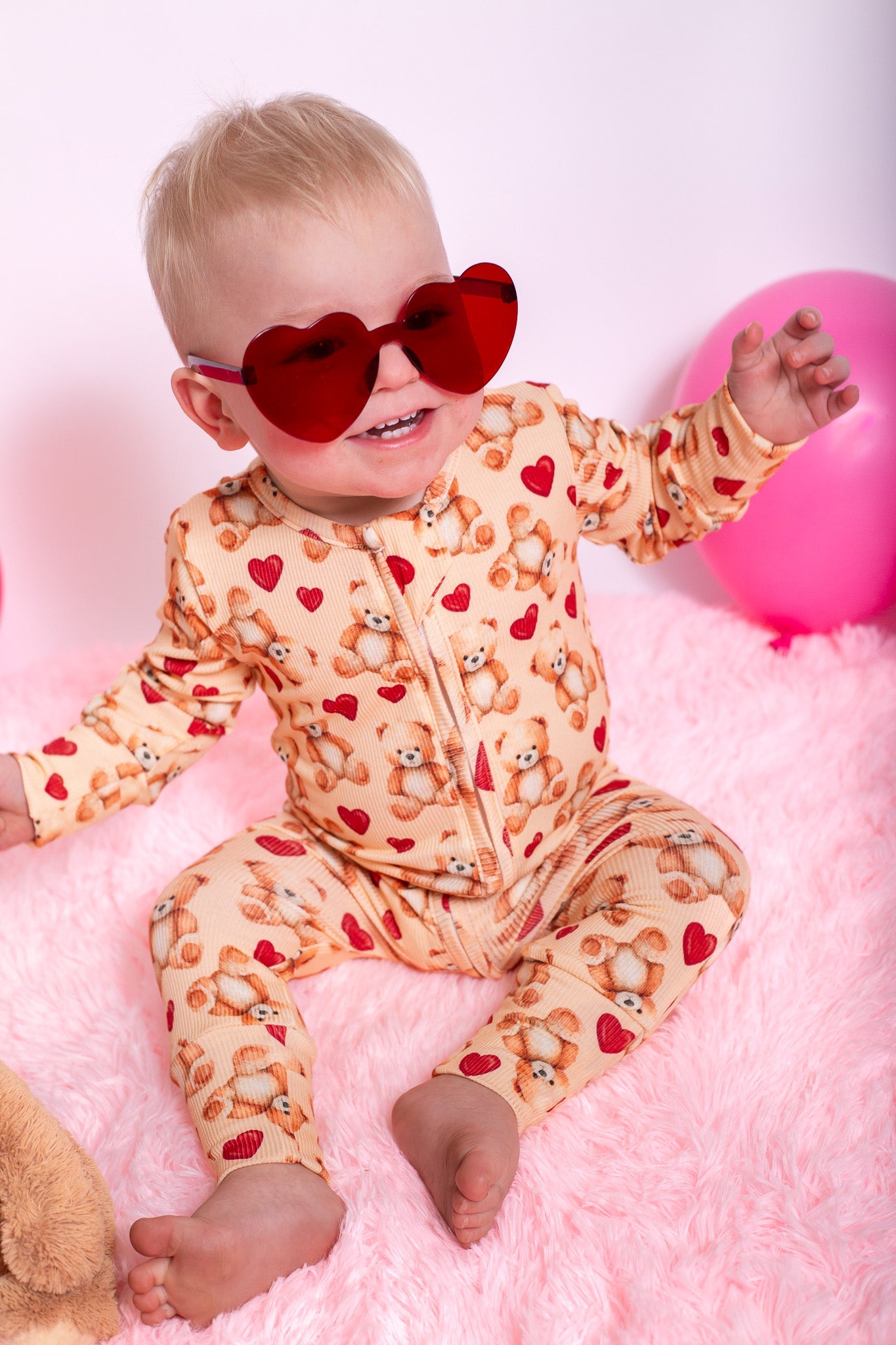Ribbed bamboo teddy heart zippy