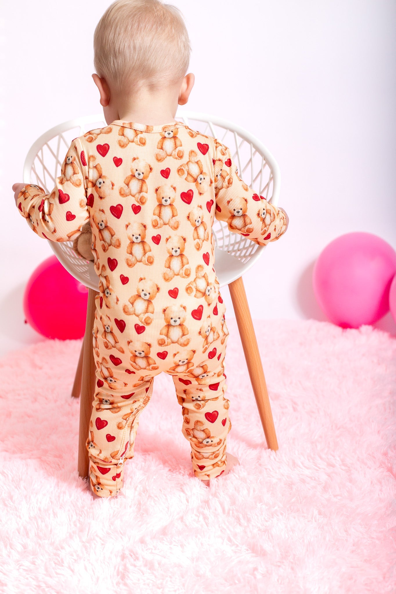 Ribbed bamboo teddy heart zippy