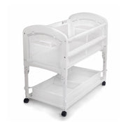 Co-Sleeper Bedside Bassinet Featuring Height-Adjustable Legs