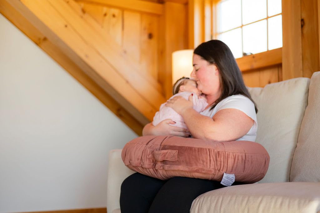 Pillow-Patented Integrated Nursing Cover! A Must-Have