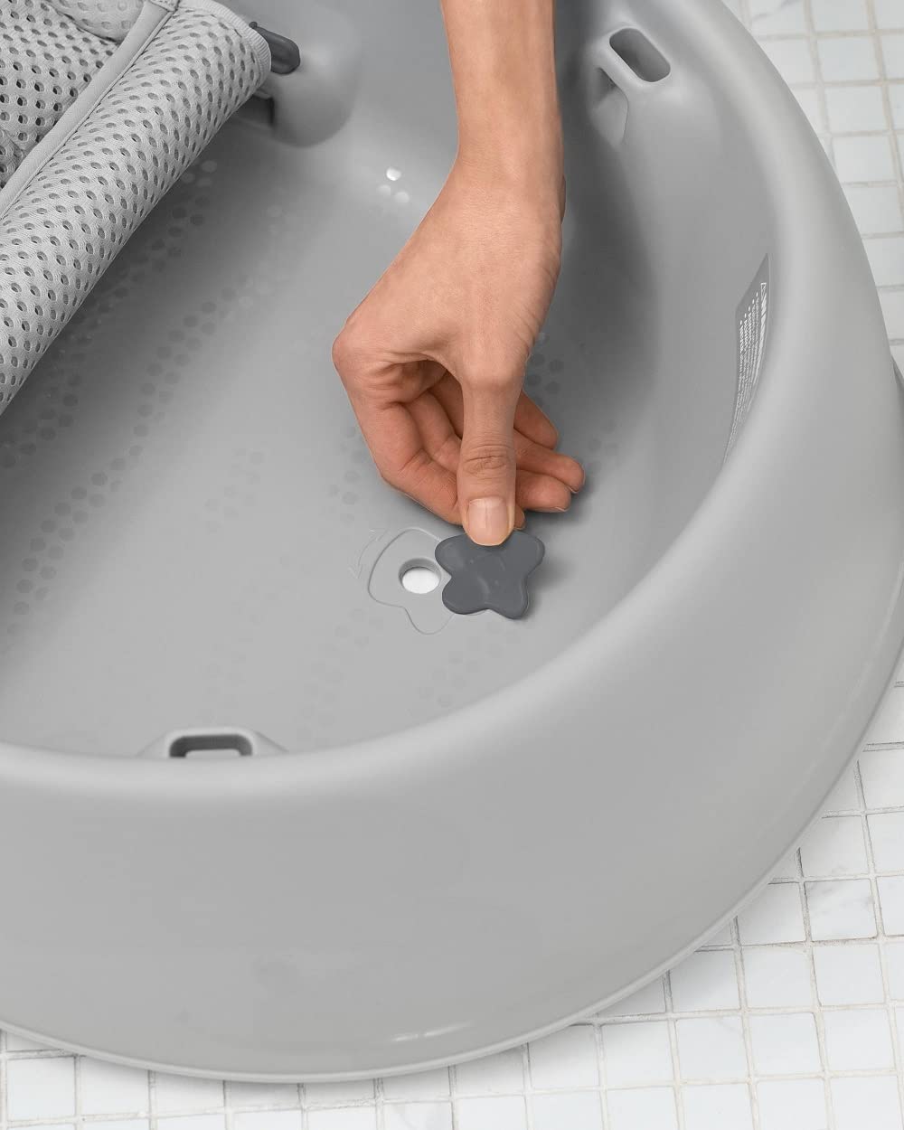 Infant Bath Tub 3-Stage Grow With Baby Smart Sling MOBY Bathtub Grey Age 0+