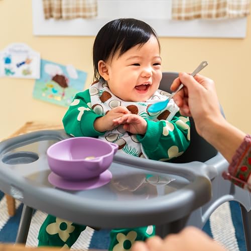 Lightweight Portable High Chair with Adjustable Tray and Footrest