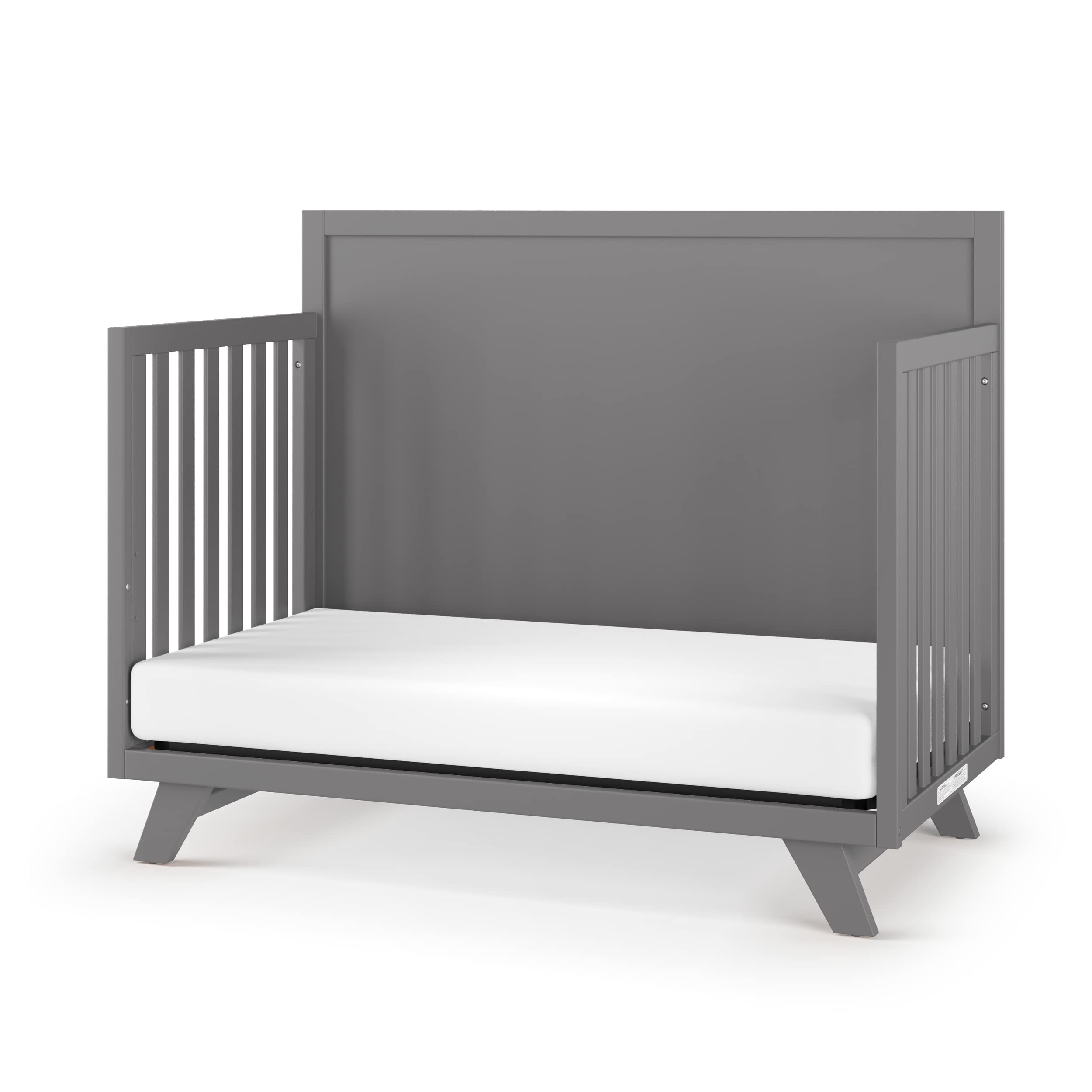 4-in-1 Convertible Crib with Flat Top and Adjustable Mattress