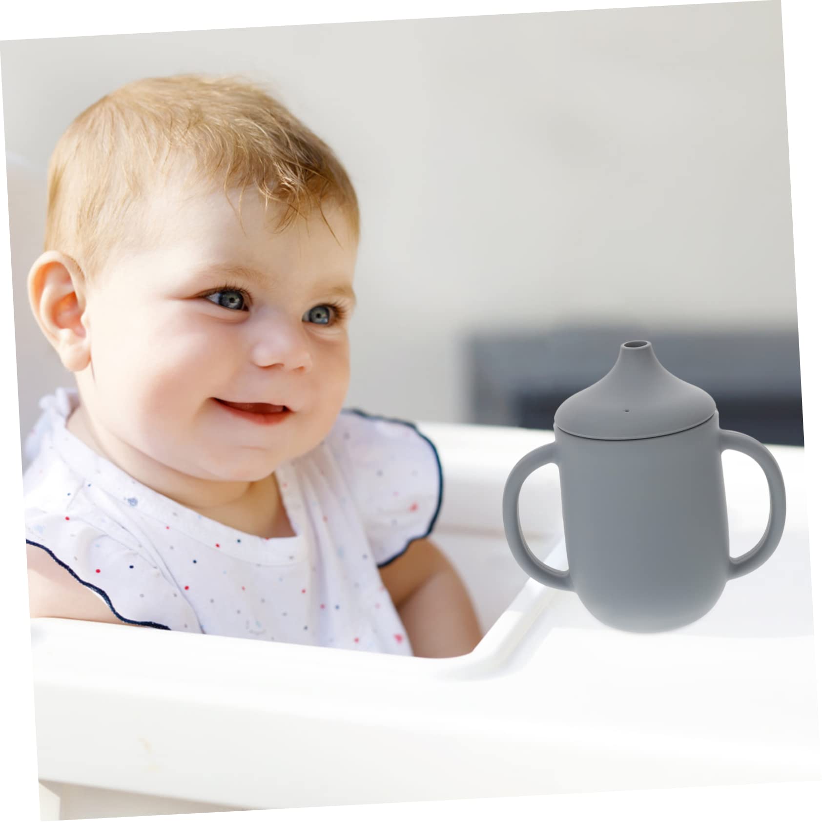 Silicone Sippy Cup for Leakproof Straw Cup with Portable Design