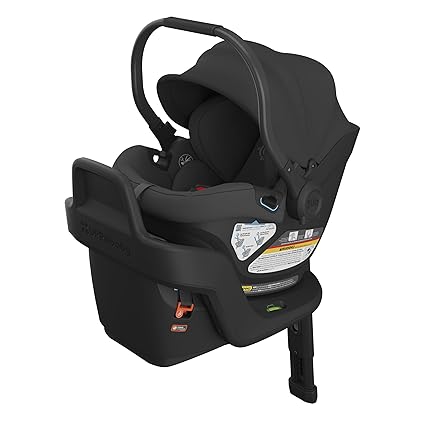 Aria Lightweight Infant Car Seat/Just Under 6 lbs for Easy