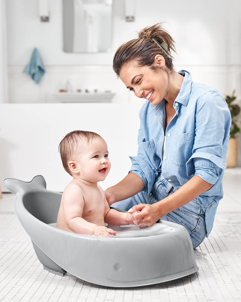Infant Bath Tub 3-Stage Grow With Baby Smart Sling MOBY Bathtub Grey Age 0+