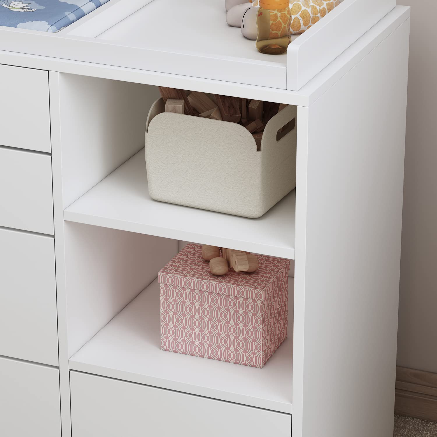 White Nursery Dresser with 5 Drawers & Storage Shelves