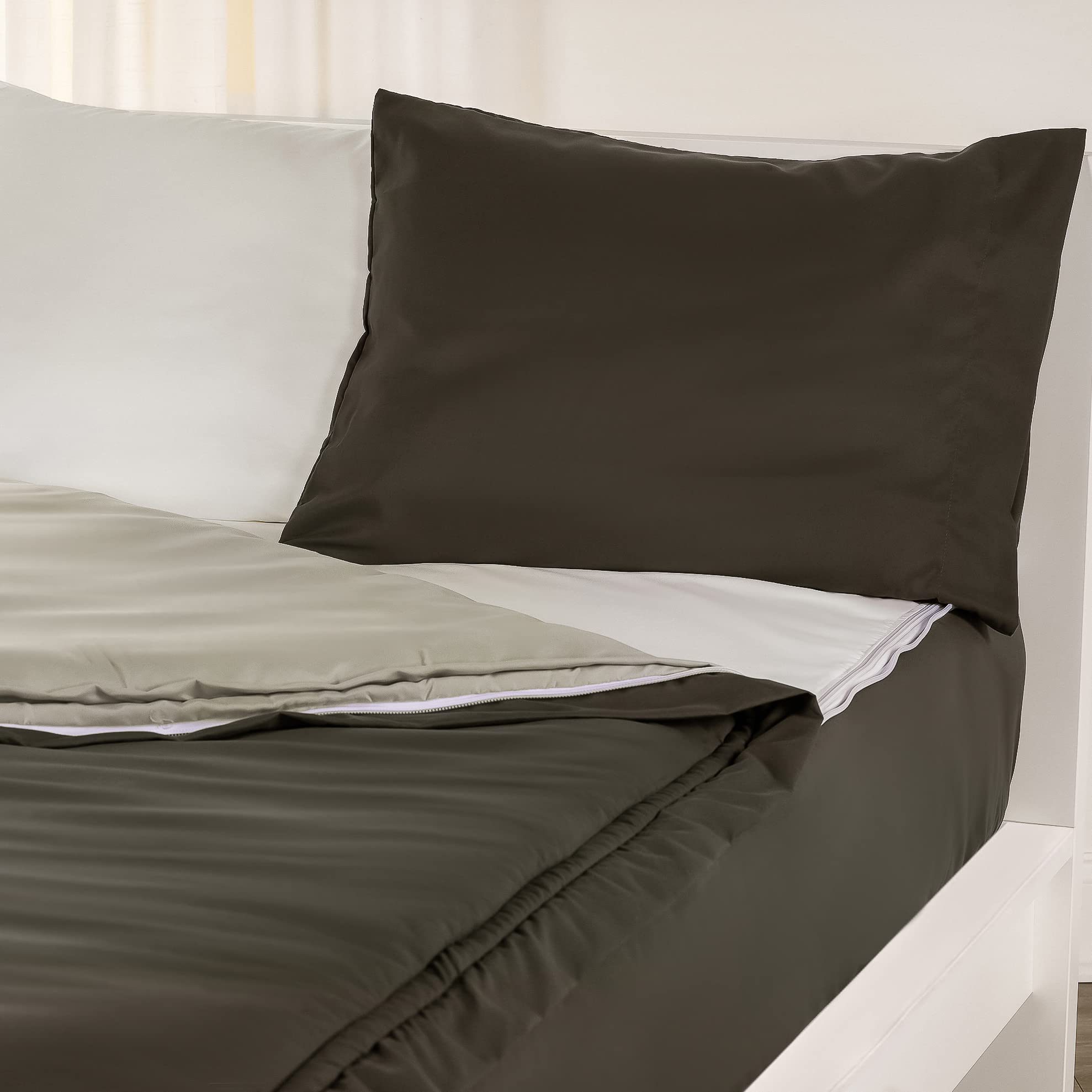 All-in-One Zippered Bunkie Bedding Set with Mattress Protector
