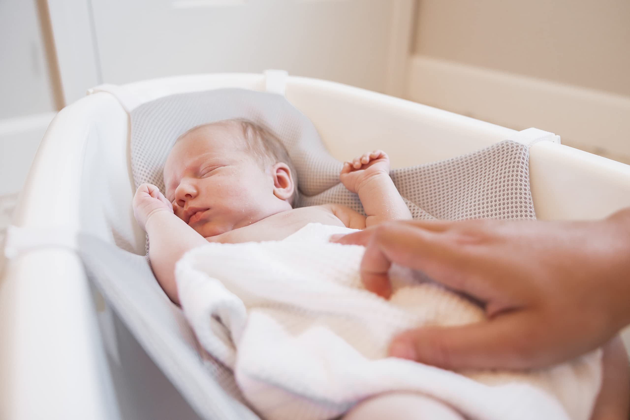 3-in-1 Adjustable Infant Bath Tub with Mesh Sling