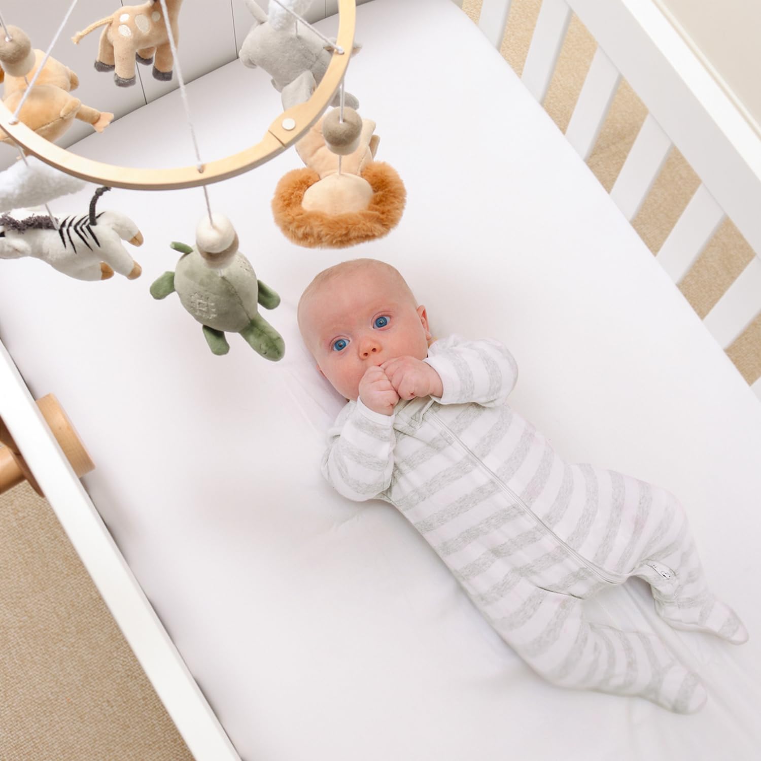 Wooden Musical Crib Mobile with Safari Animals