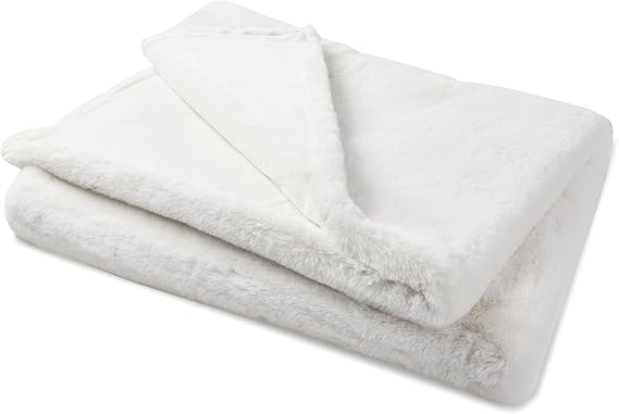 Snuggle Luxe Premium Soft Eco-Conscious Cozy Throw Blanket for Perfect Comfort