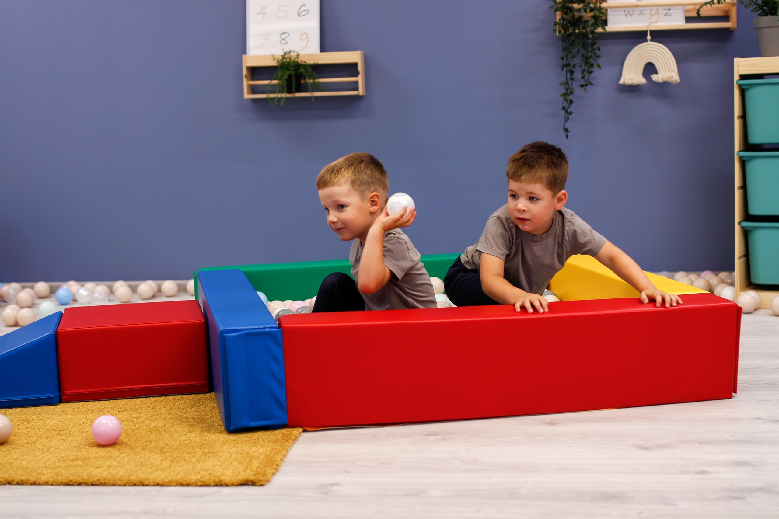 Foam Ball Pit Square Shape Large 120cm with Matt Insert