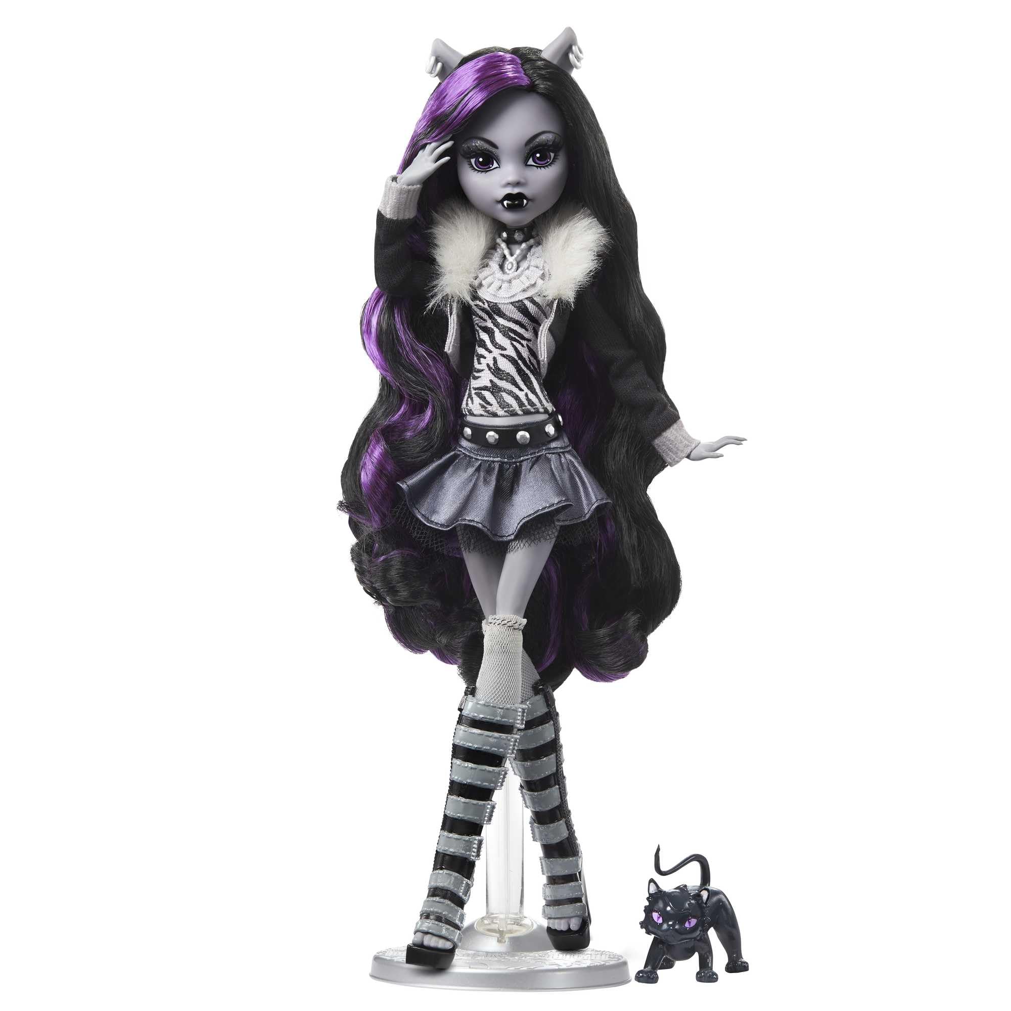 Reel Drama Doll, Clawdeen Wolf in Black and White, Collectible Reproduction with Doll-Size
