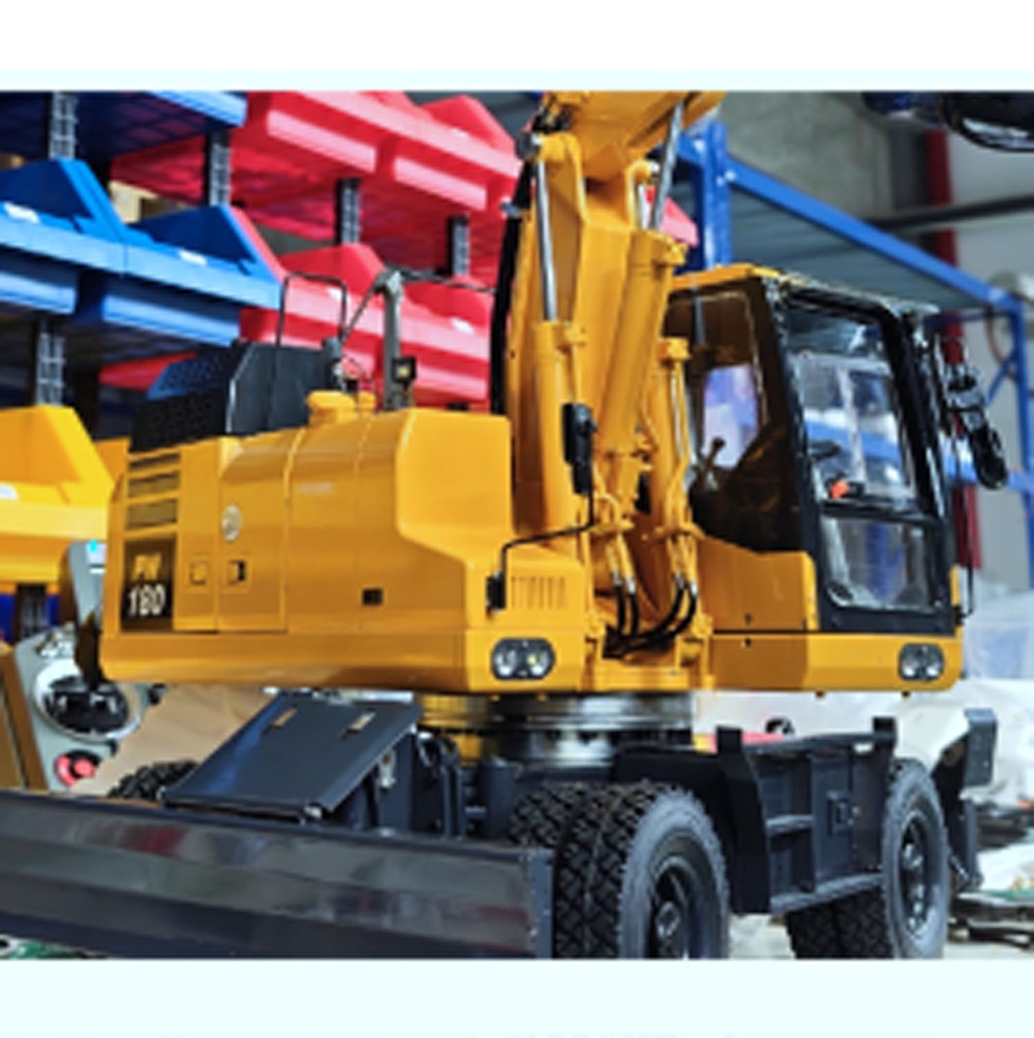 Remote Control Hydraulic Wheeled Excavator PW180 10CH Valve Metal Construction Vehicle