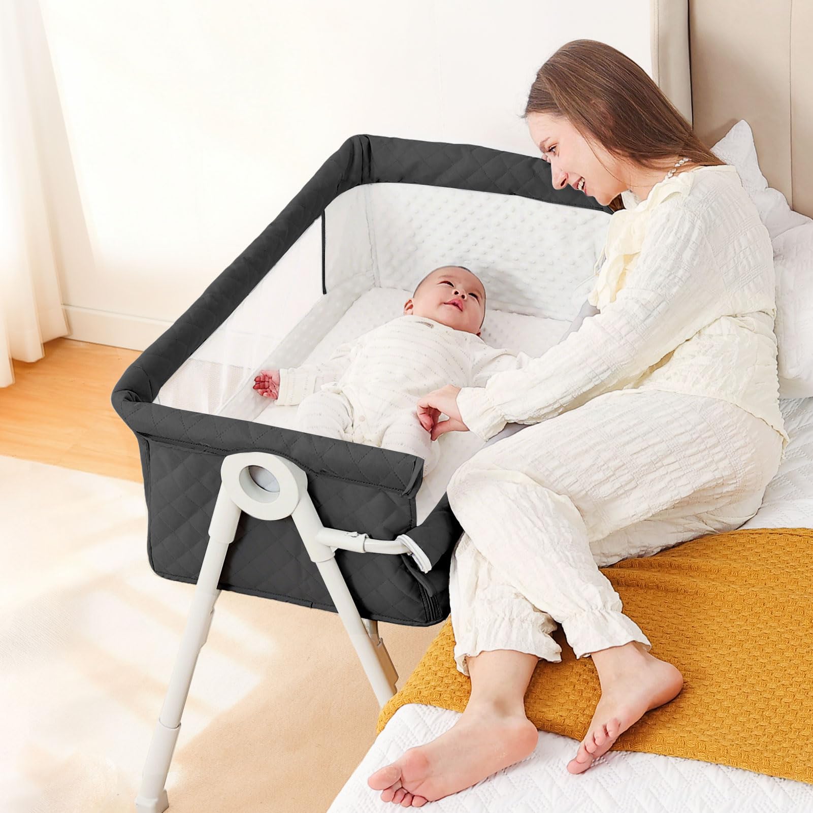 Baby Bassinet Bedside Sleeper with Adjustable Height and Wheels