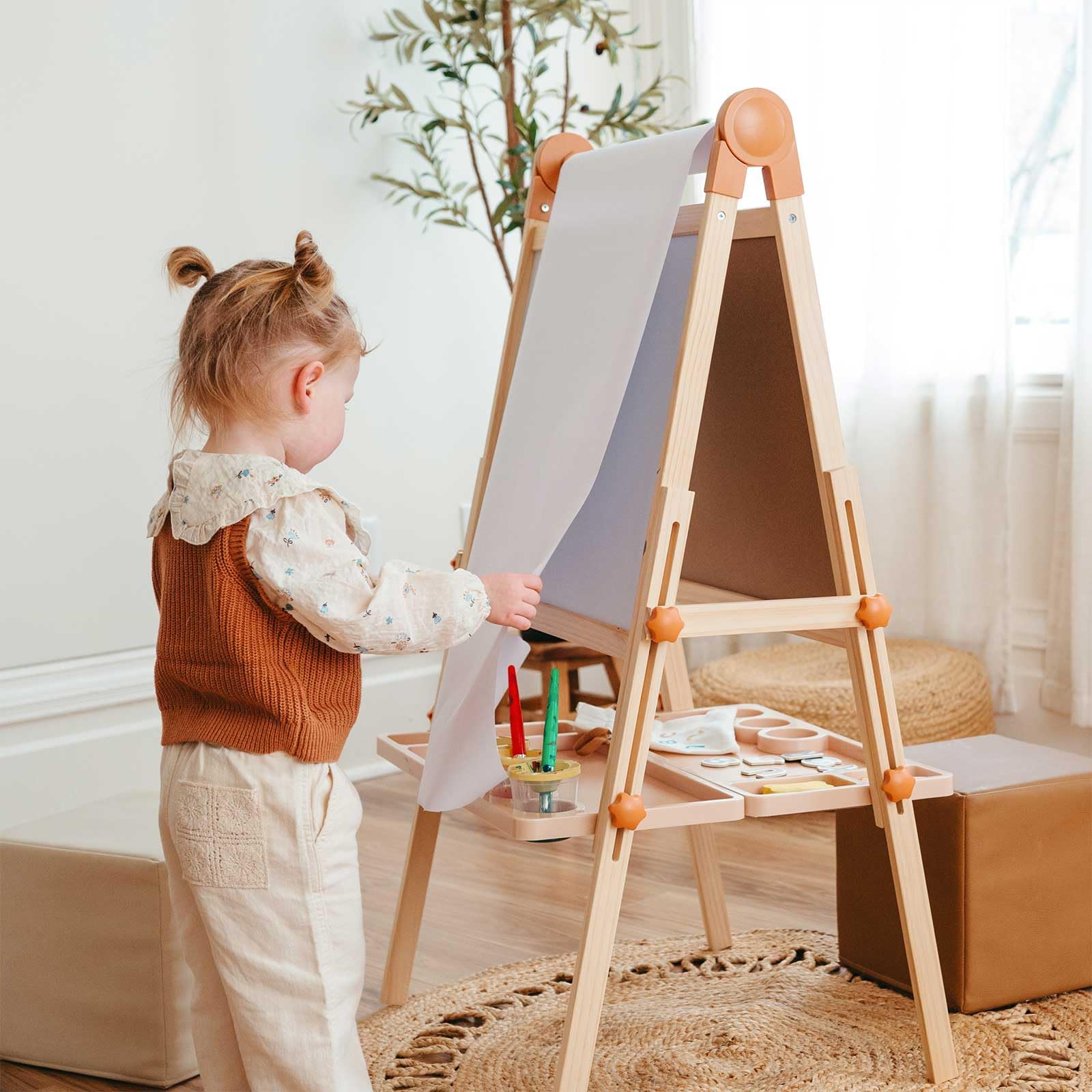 Double-Sided Magnetic Wooden Kids Art Easel with Paper Roll
