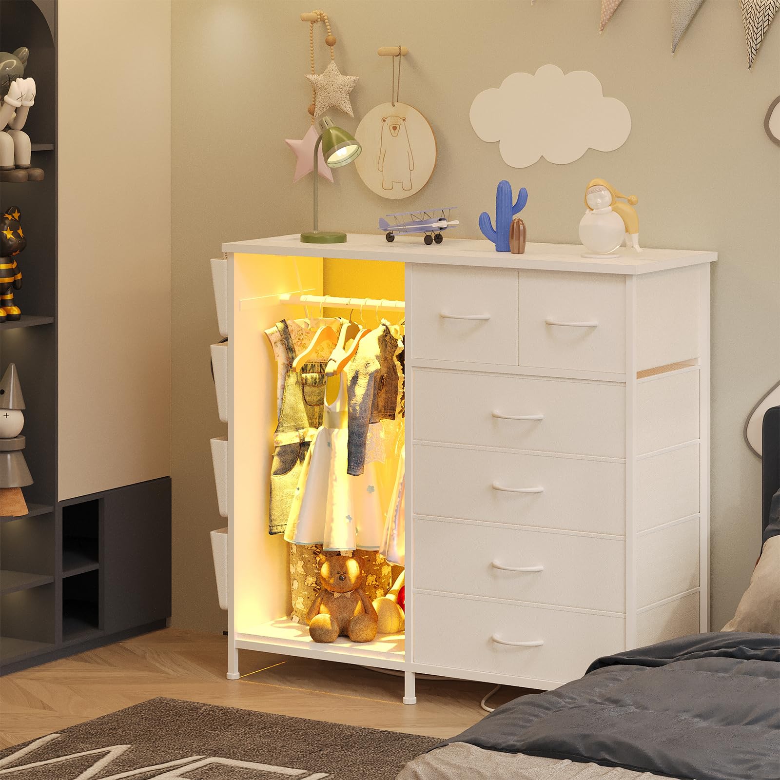 6 Drawer Dresser for Bedroom with Clothes Rack