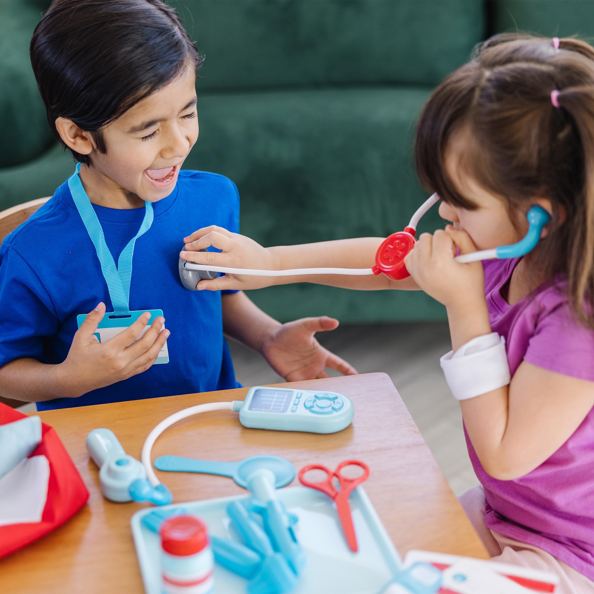 Get Well Doctor’s Kit Play Set – 25 Toy Pieces - Doctor Role Play Set