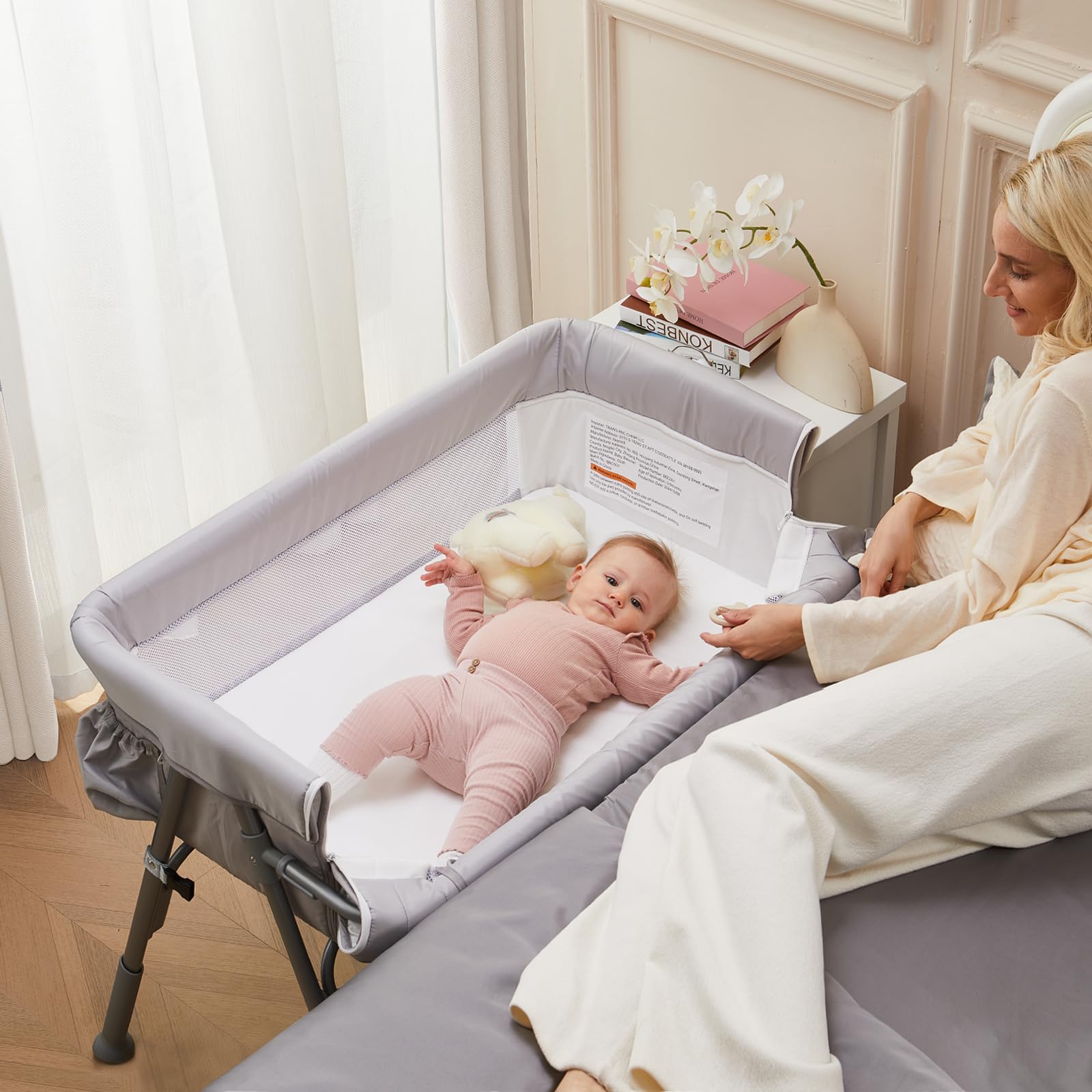 Adjustable Bedside Bassinet with Mosquito Net