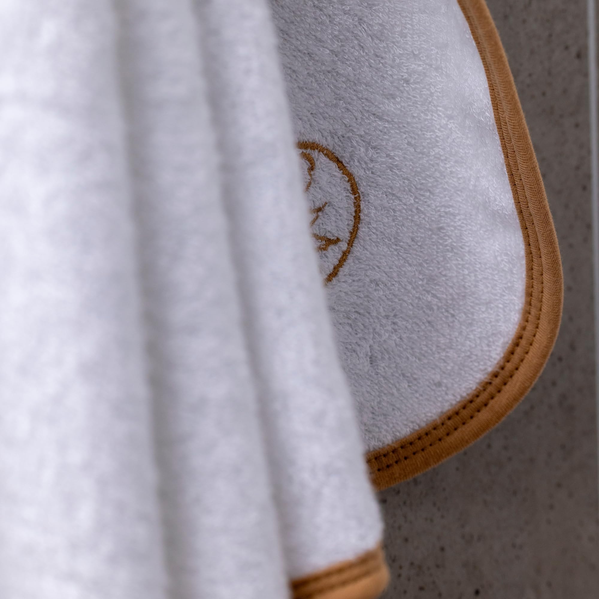 Towel - 35x35 XL, Ultra-Soft & Absorbent, Rayon from Bamboo, Gift-Ready