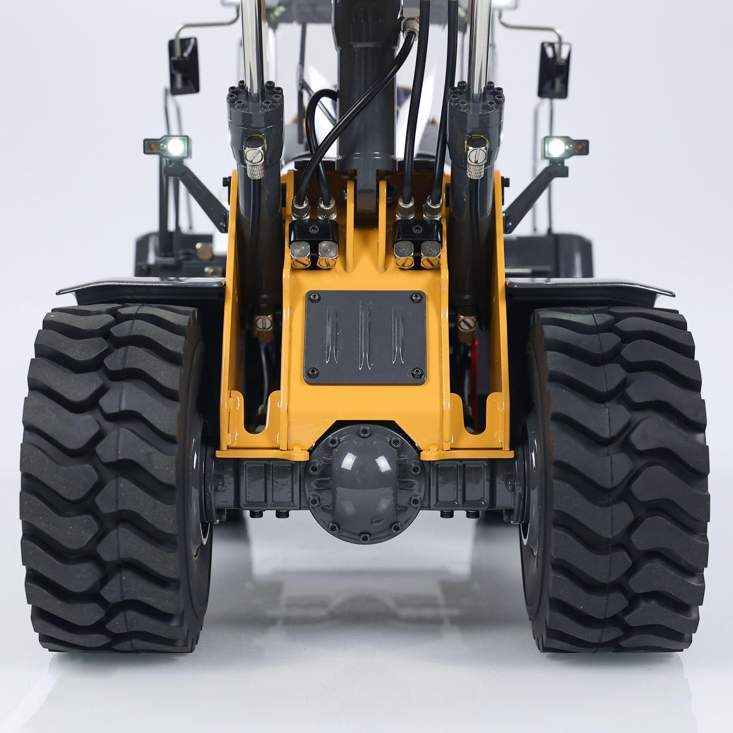 XDRC 580 1/14 Metal RC Hydraulic Loader RTR Engineering Vehicles Smoke Lights