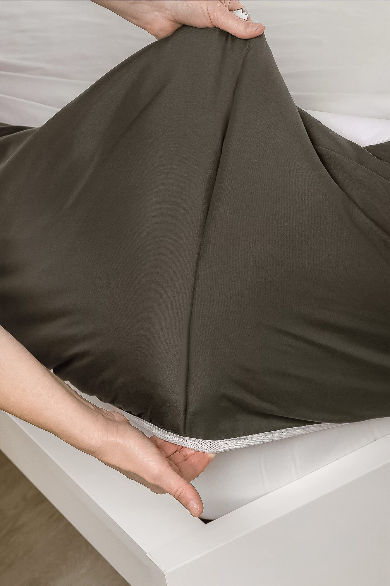 All-in-One Zippered Bunkie Bedding Set with Mattress Protector