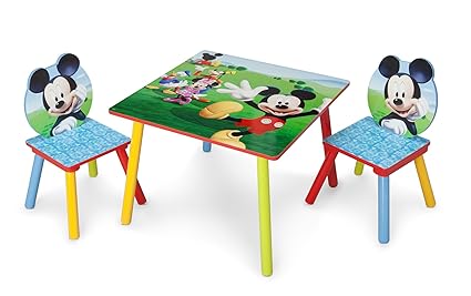 Disney Minnie Mouse Kids Table and Chair Set 3- Piece Set (2 Chairs Included)