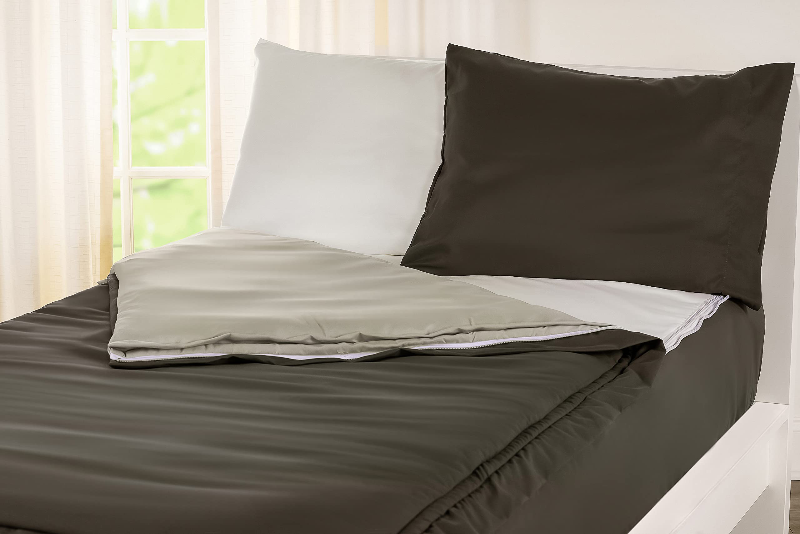 All-in-One Zippered Bunkie Bedding Set with Mattress Protector