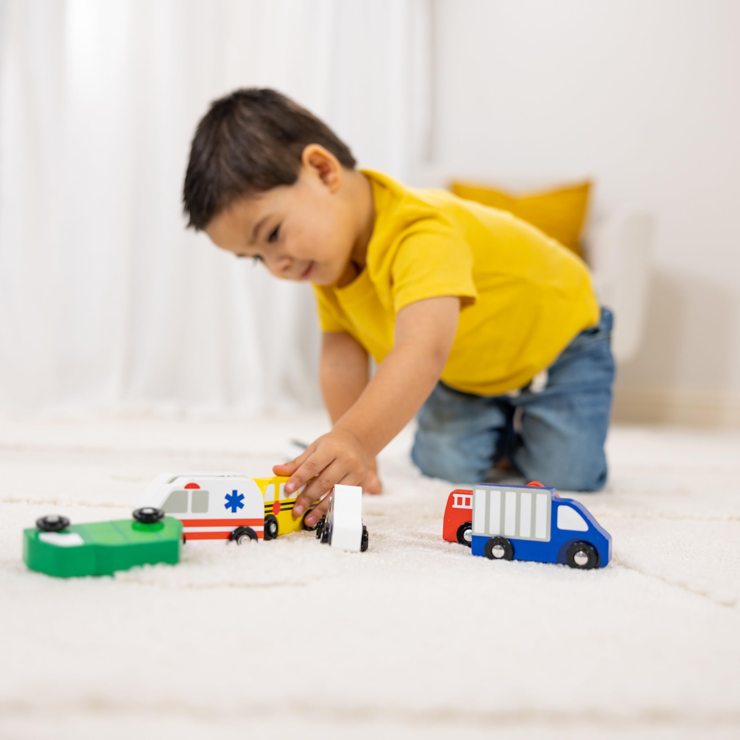 Wooden Town Vehicles Set in Wooden Tray (9 pcs)