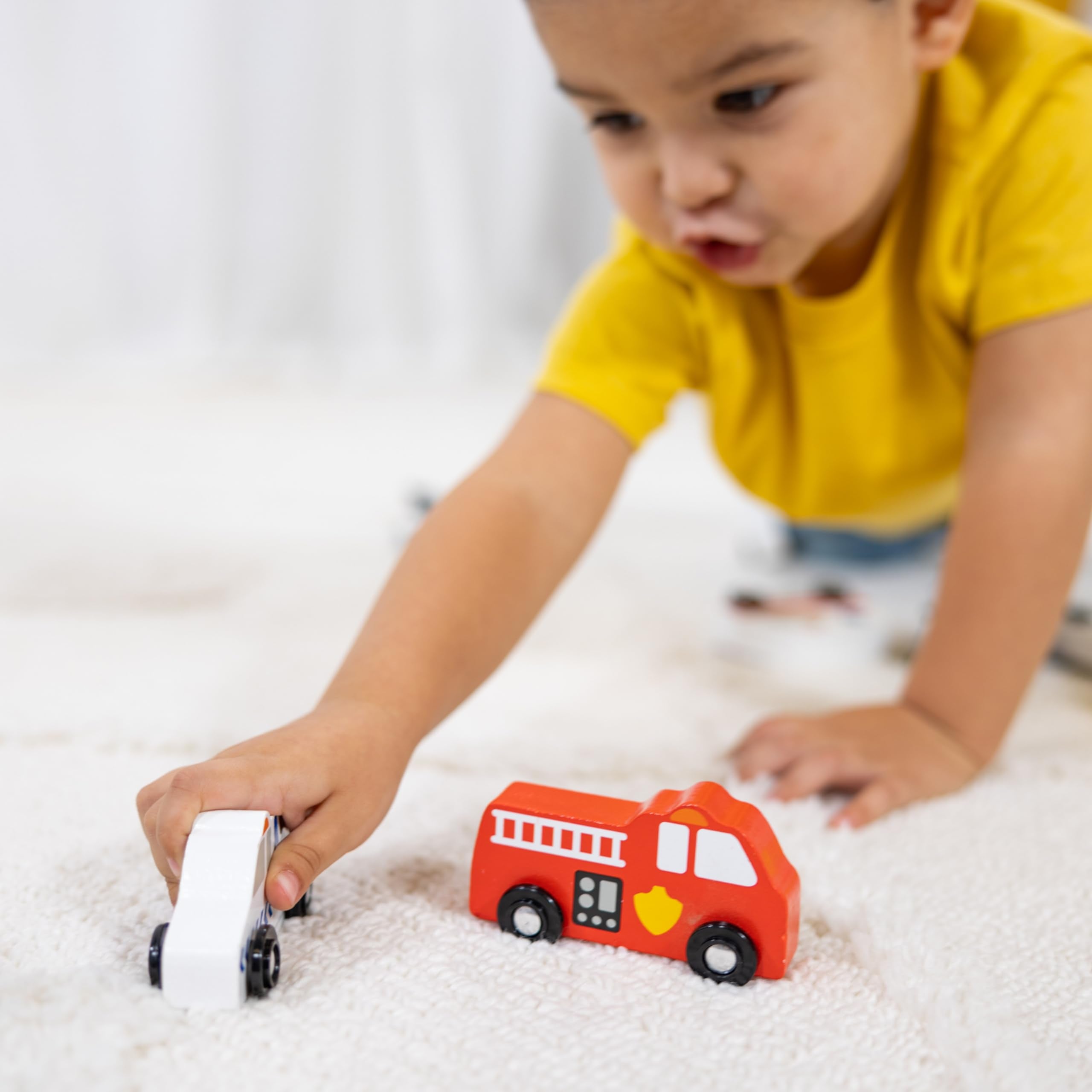 Wooden Town Vehicles Set in Wooden Tray (9 pcs)