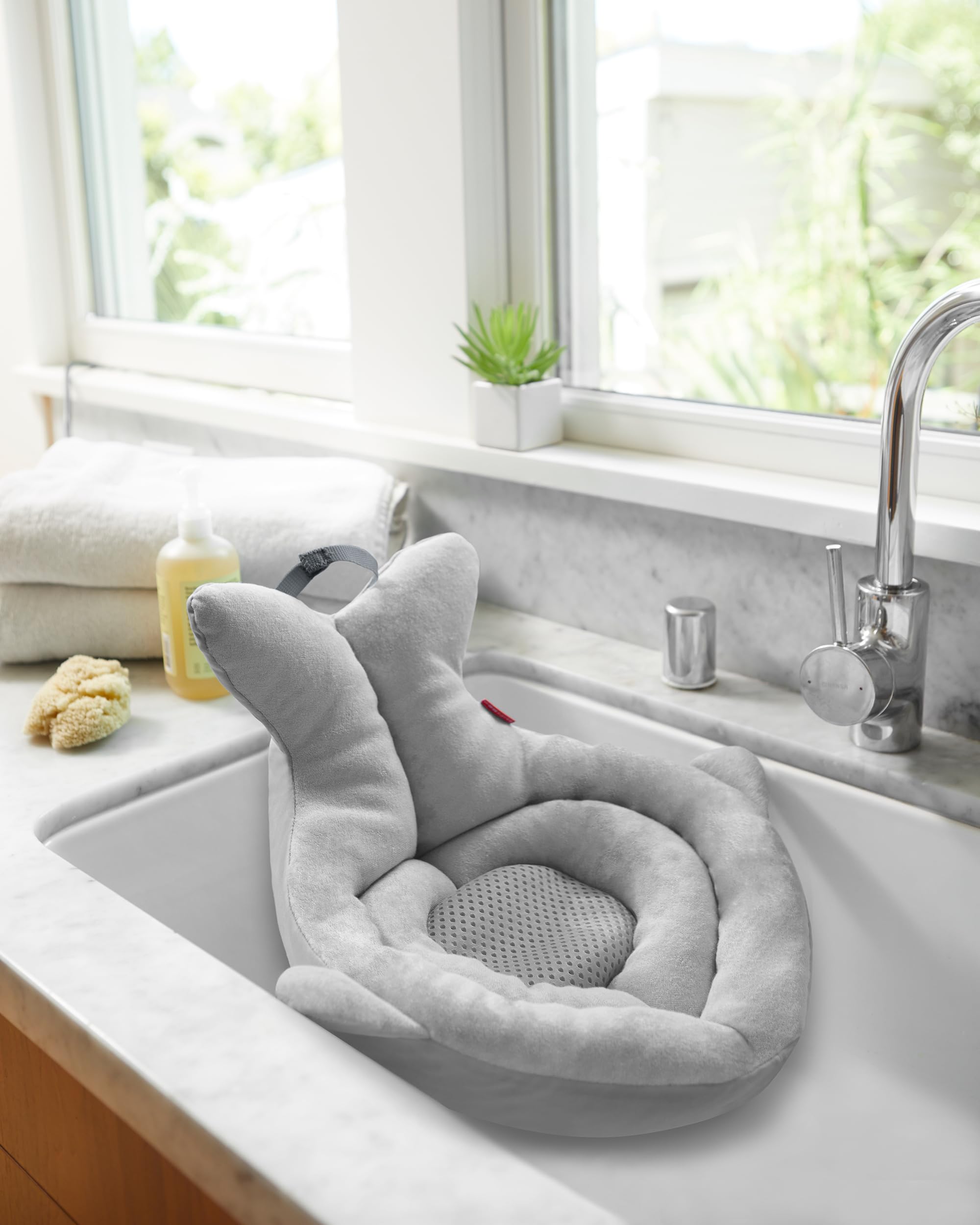Soft Sink Baby Bath Tub, Moby, Grey