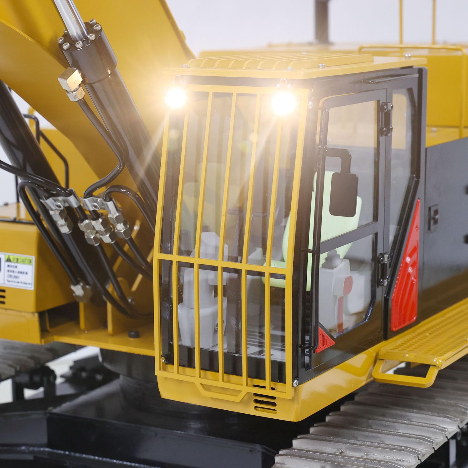 1/8 390F RC Hydraulic Excavator Metal Heavy Duty Construction Vehicles Models