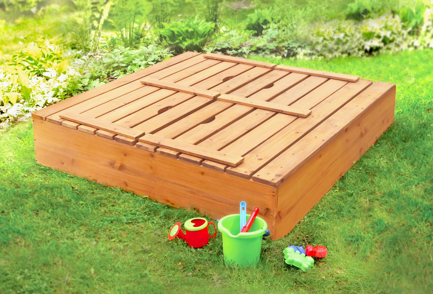 Cedar Sandbox with Lid & Benches - Outdoor Wooden Sandbox for Kids