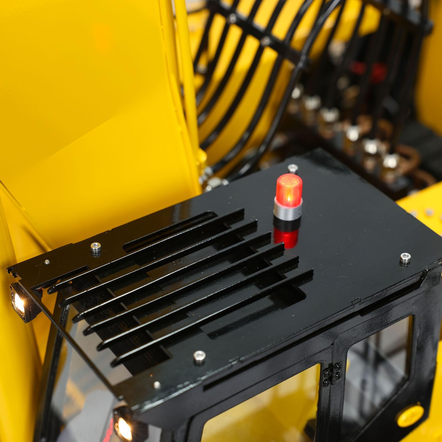 1/8 RC Hydraulic Excavator Scale PC1250 Metal Heavy Duty Construction Vehicle for Adult