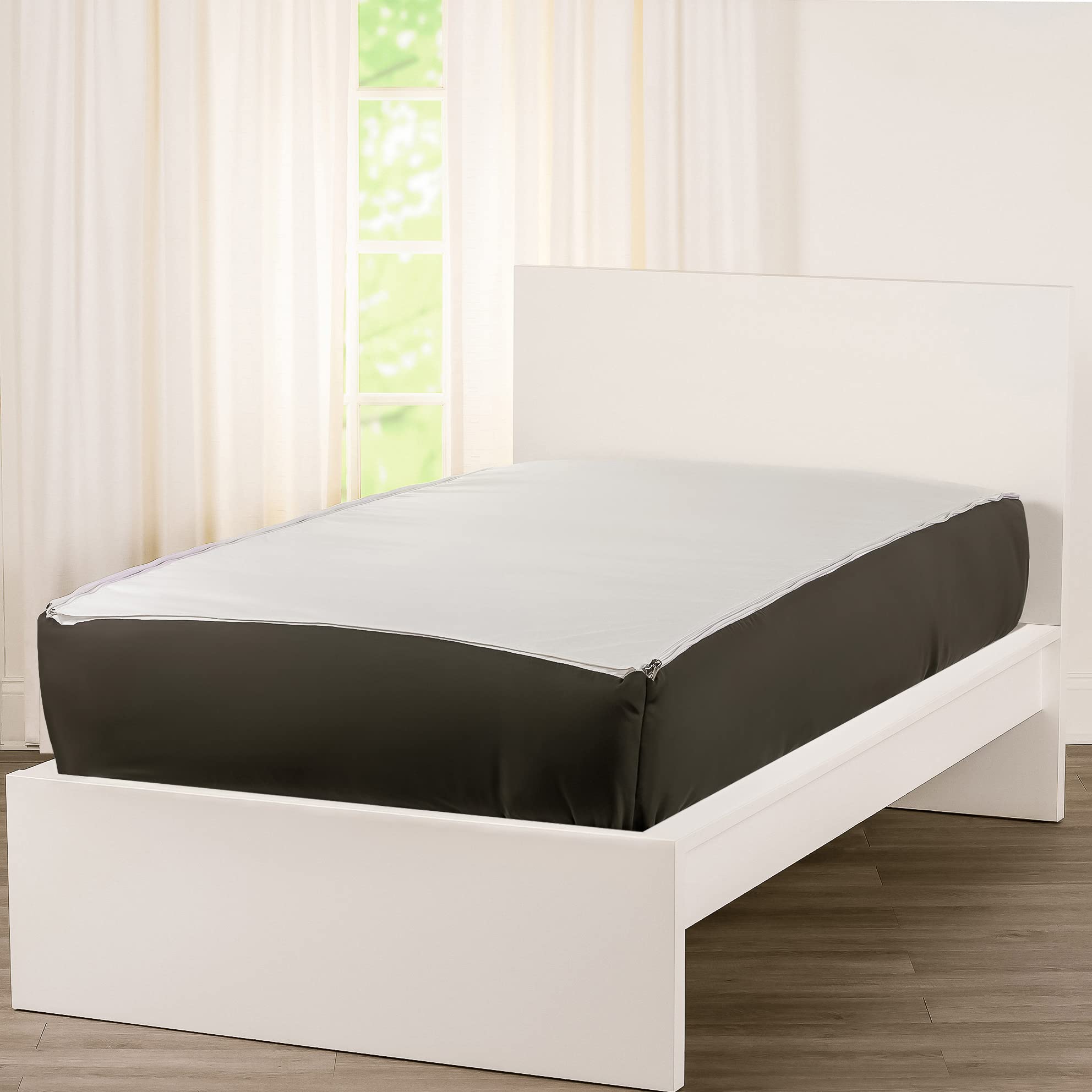 All-in-One Zippered Bunkie Bedding Set with Mattress Protector