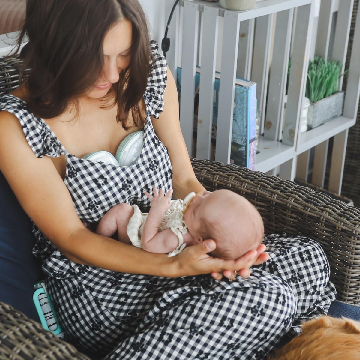 Go Double Hands Free Breast Pump w/Milk Storage Bags for Freezer and Fridge