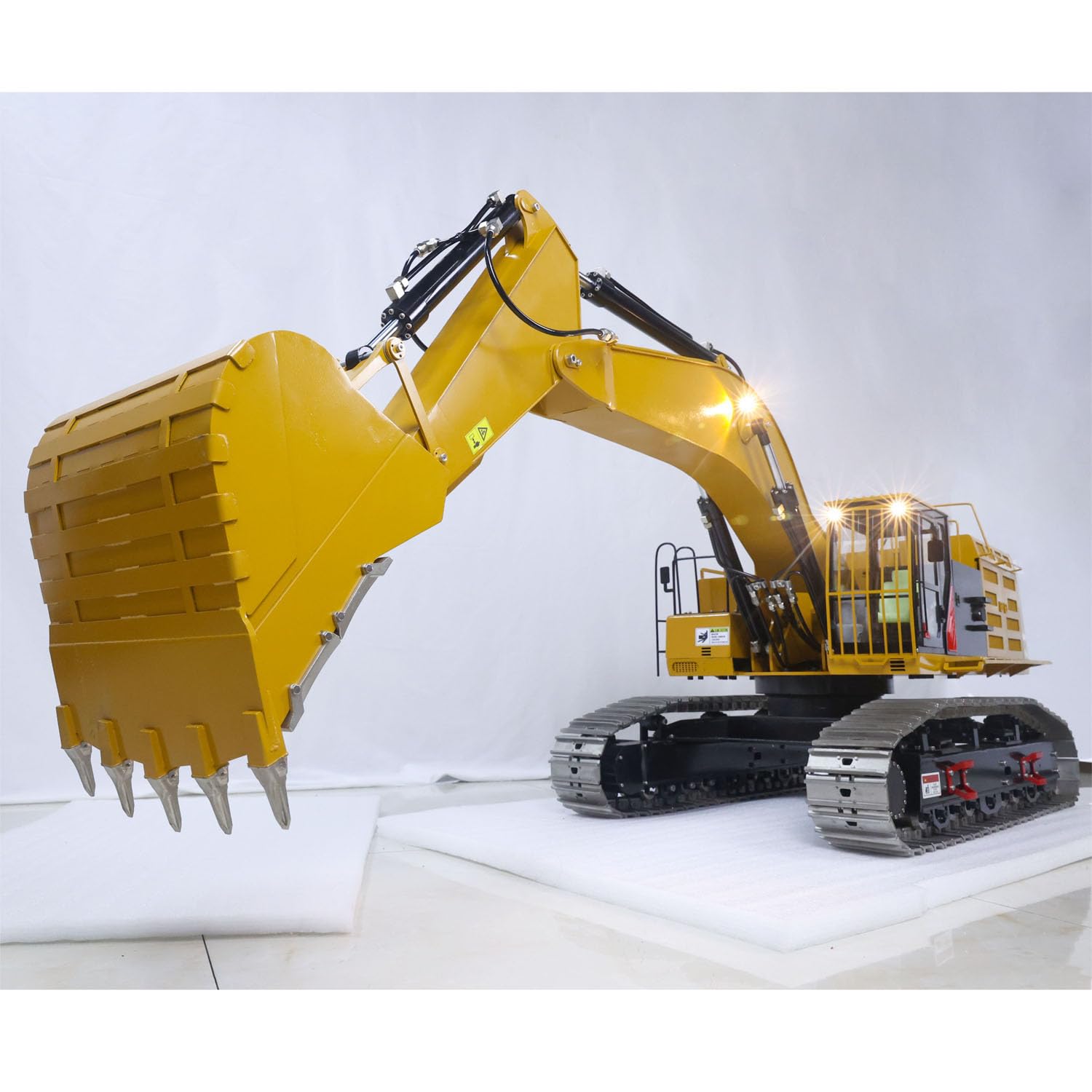 1/8 390F RC Hydraulic Excavator Metal Heavy Duty Construction Vehicles Models