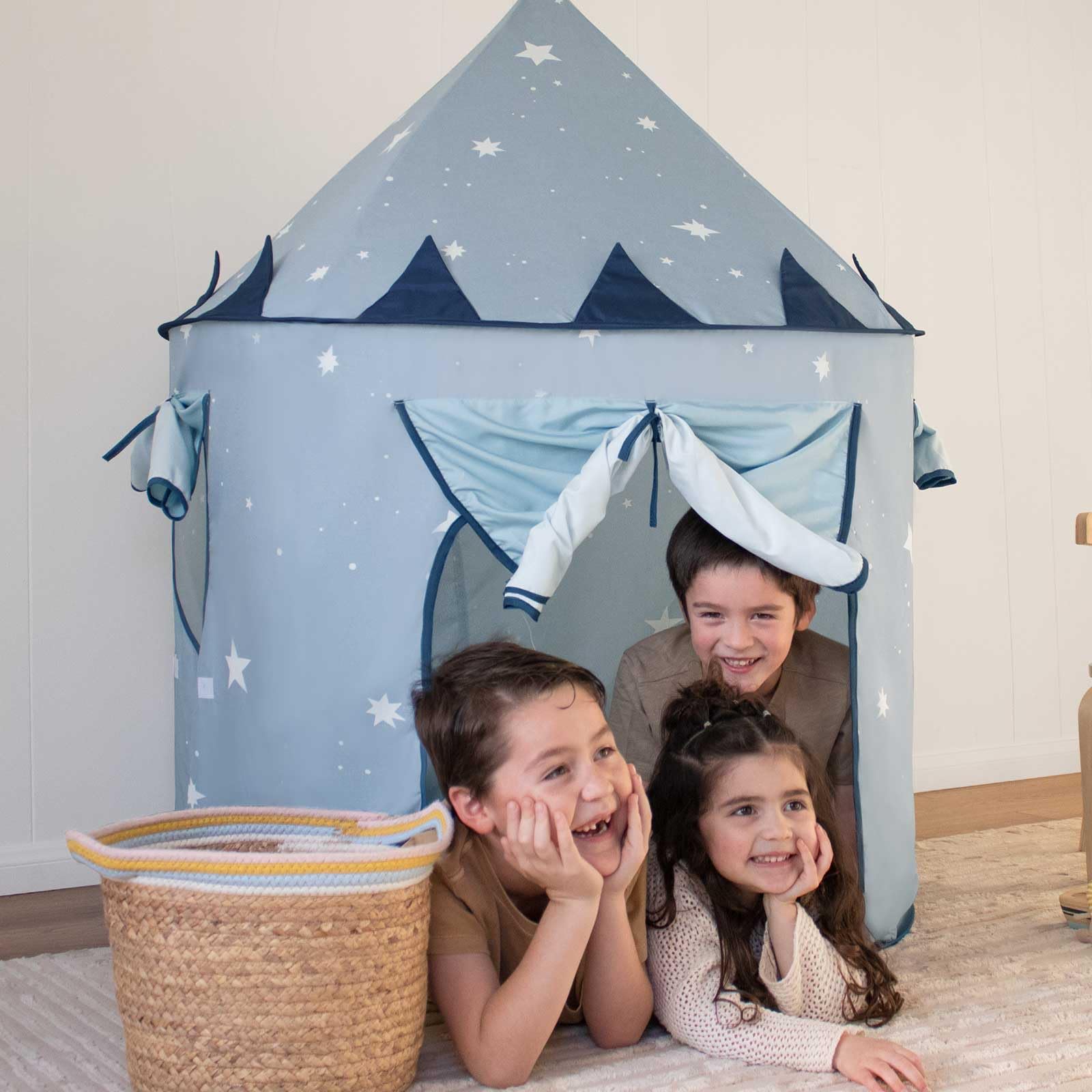 Pop-Up Kids Play Tent with Starry Sky Design