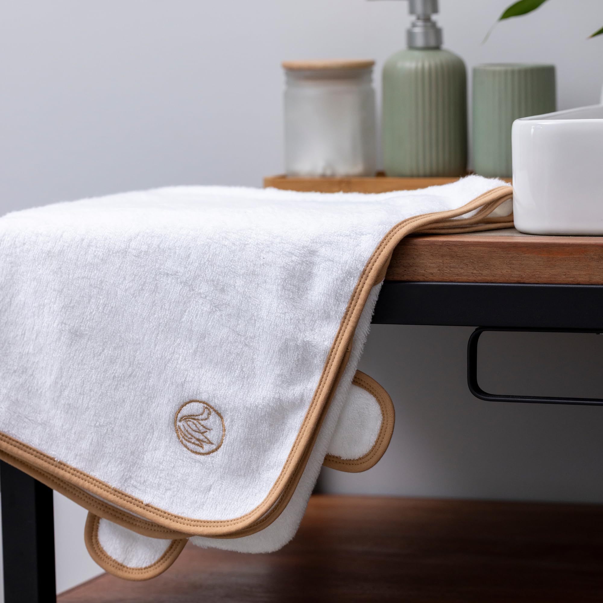 Towel - 35x35 XL, Ultra-Soft & Absorbent, Rayon from Bamboo, Gift-Ready