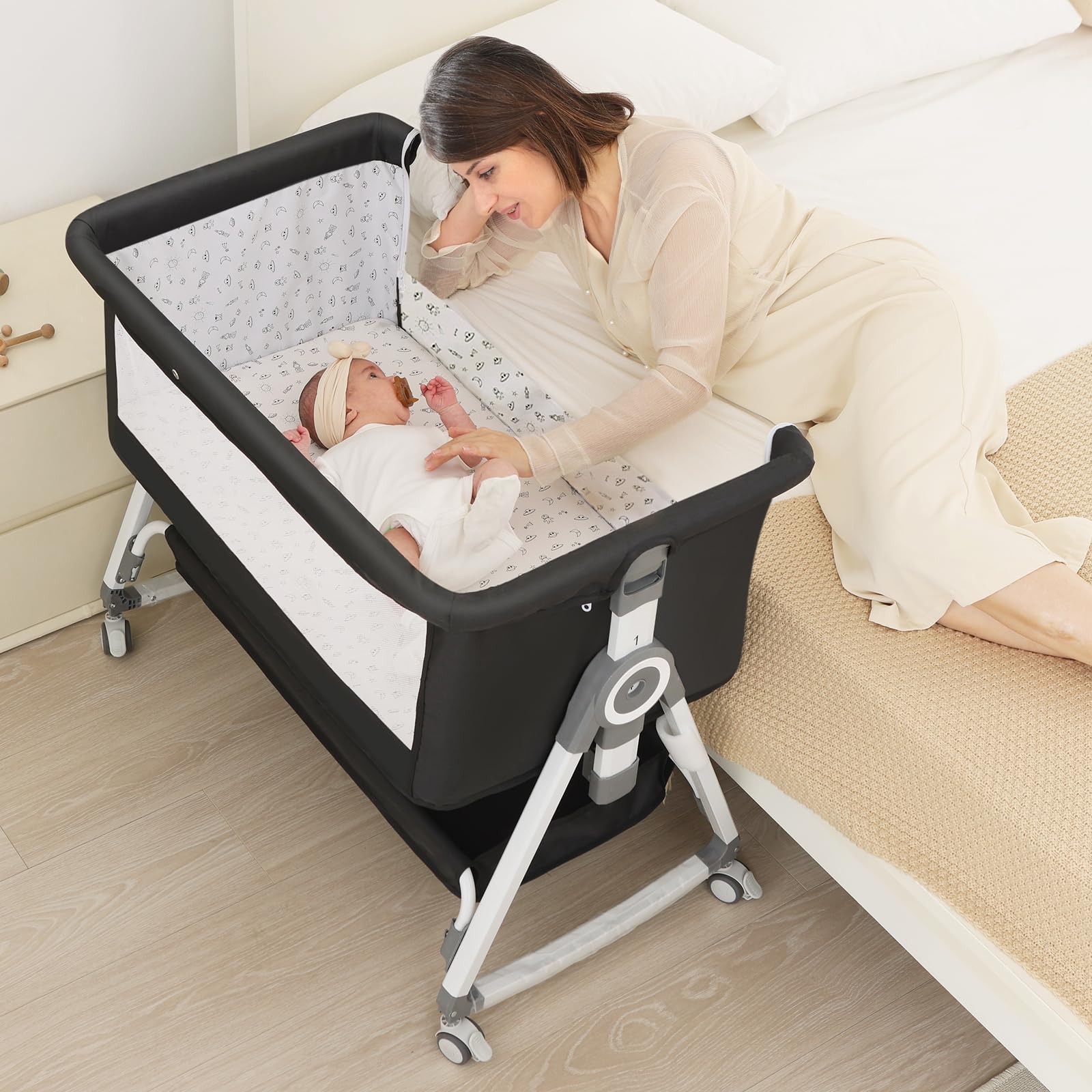 4-in-1 Bedside Bassinet with Adjustable Height