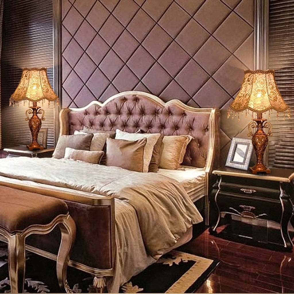 Nightstand Lamp Resin Body Creative Bedside Lamp Desk Lamp