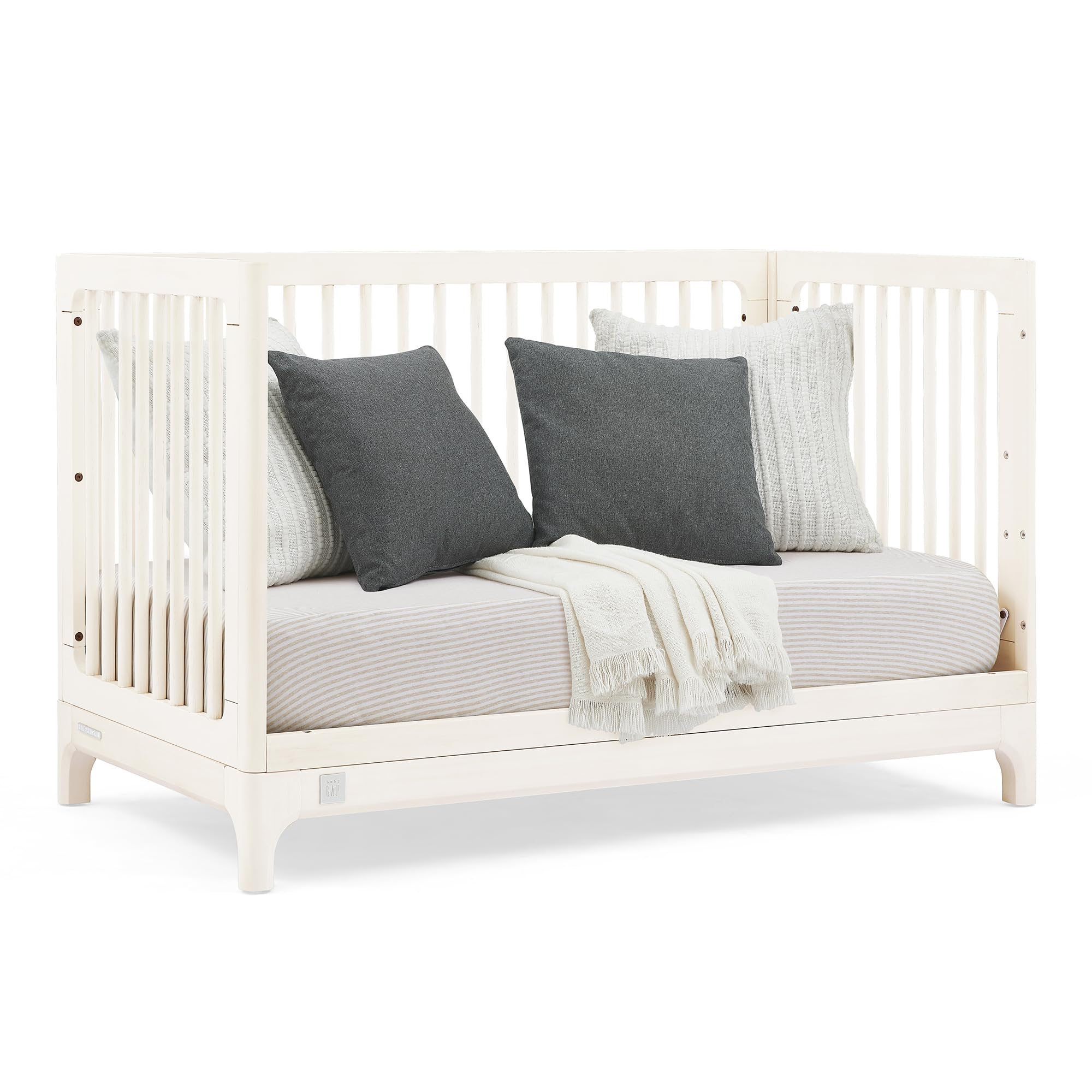 babyGap Wren 4-in-1 Convertible Crib Greenguard Gold Certified, Antique White