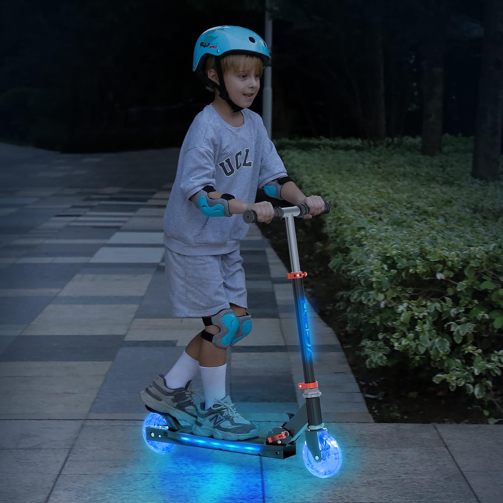 Scooters for Kids 5-7, Kids Scooter with Cool Light Up Stem, Wheels, and Deck