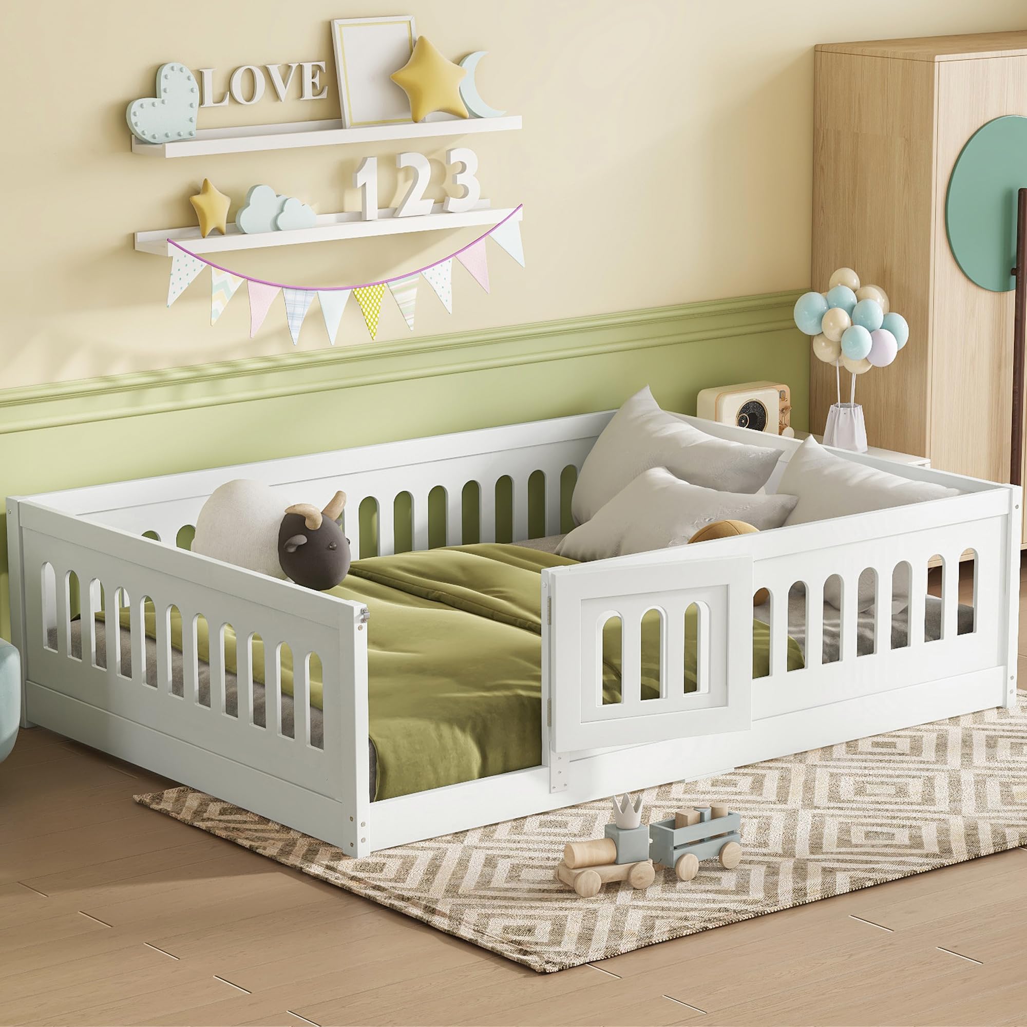 Full Size Montessori Floor Bed with High Fence and Door