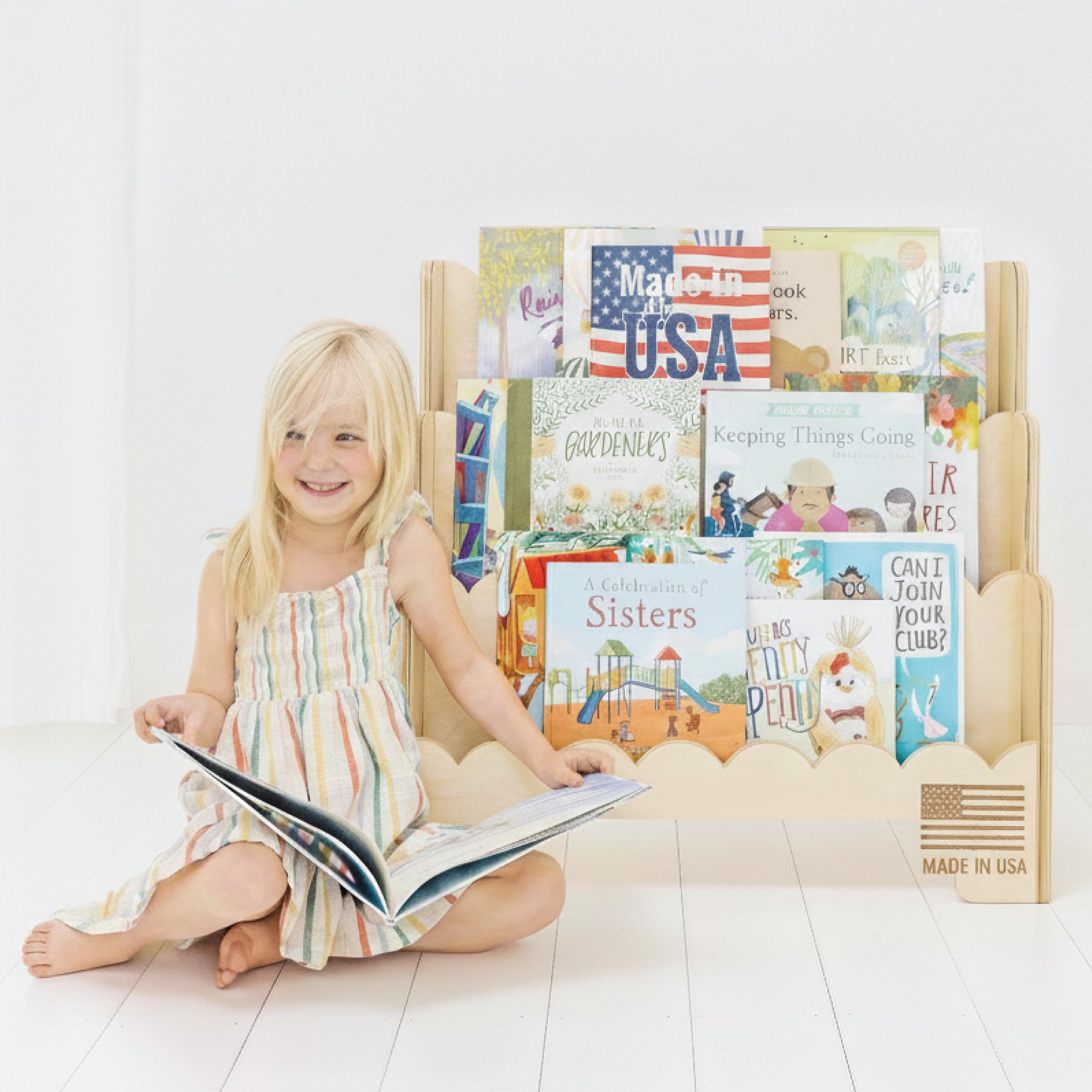 3-Tier Wooden Kids Bookshelf with Scalloped Edges