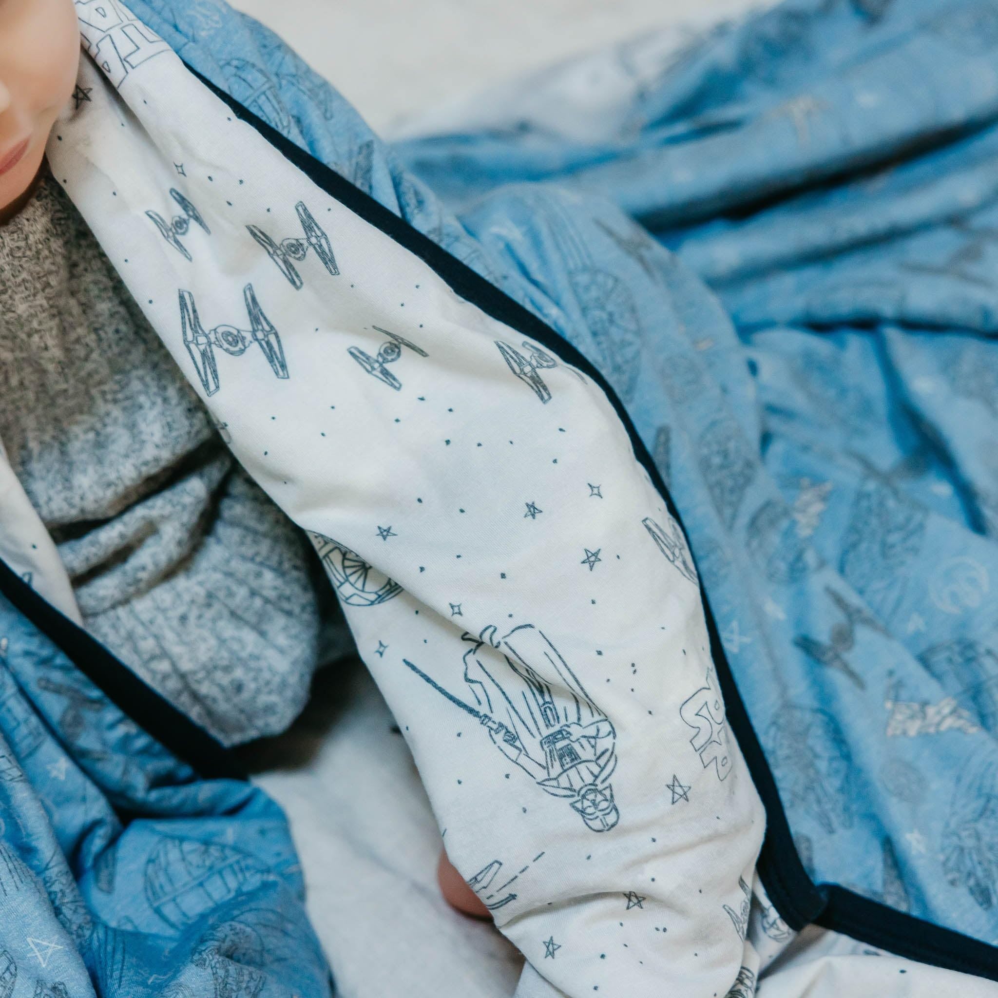 Premium Knit 3-Layer Stretchy Throw Blanket